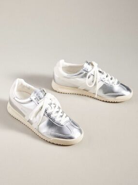 NWT gola torpedo sneakers silver / off white